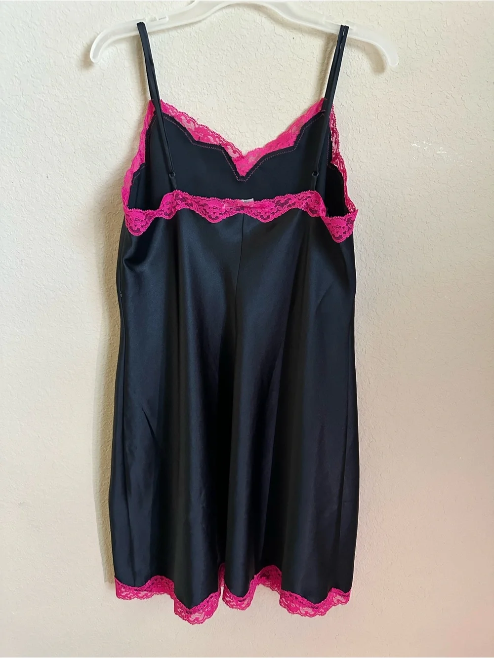 Vtg Y2K Victoria's Secret Black Satin & Hot Pink Lace Slit Slip Dress June 2004